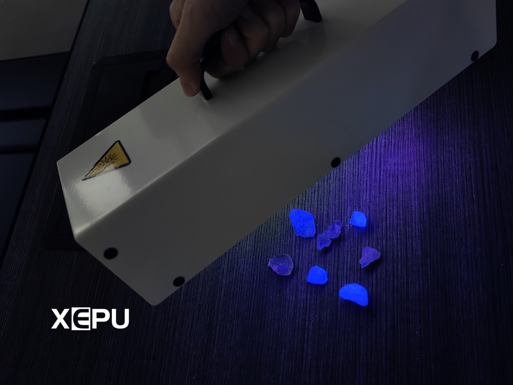 thumbnail image 2 of Shortwave UV Lamp 254nm For Fluorescent Minerals – With Optical Filter & Power Adapter 2 of 6