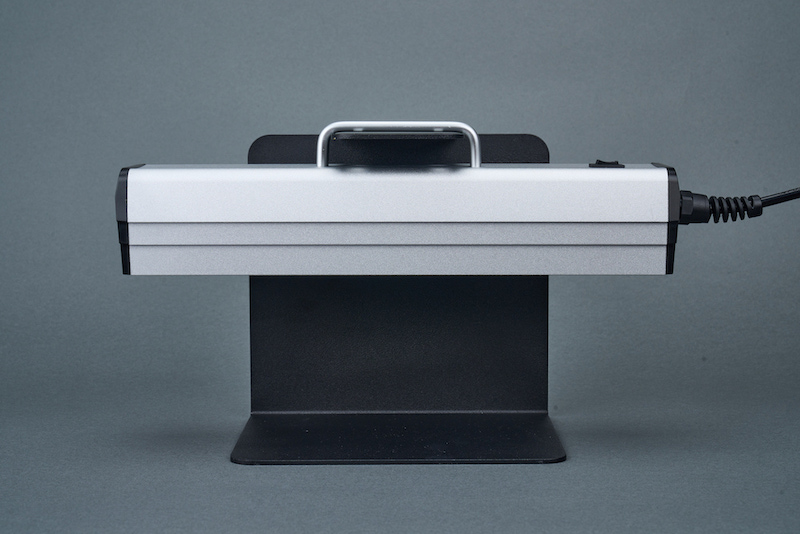 UV Lamp XEPU-1328LS with a lamp stand